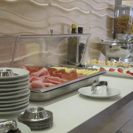 Hotel Menfi 3*