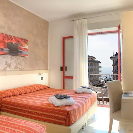 Hotel Menfi Hotell 3*